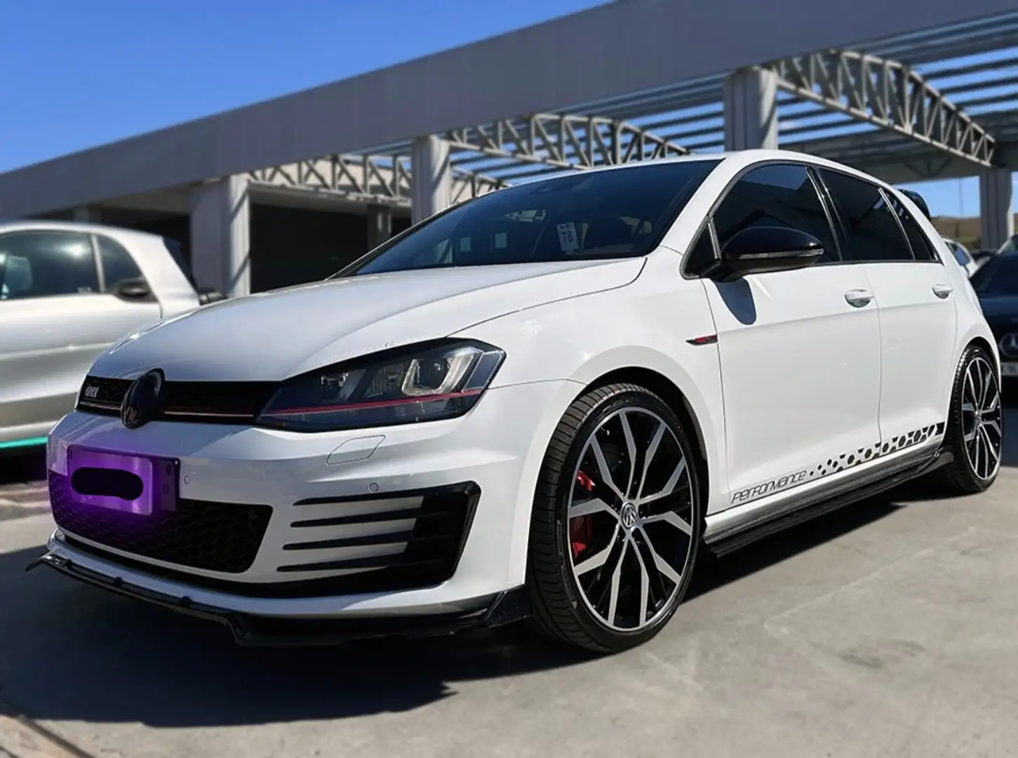 Volkswagen Golf GTI Golf Business GTI Performance 2.0 TSI 5p. 4 Free B Blanc - 1