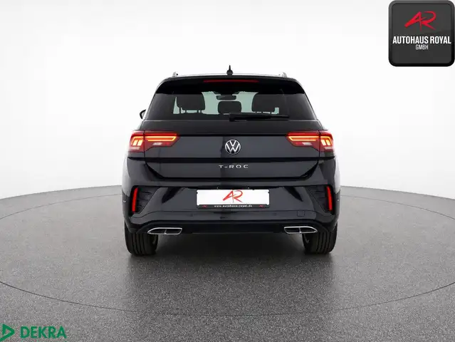 Volkswagen T-Roc view 4