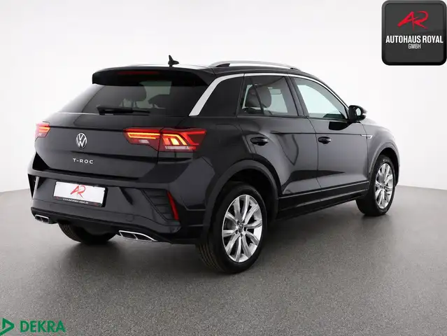 Volkswagen T-Roc view 5