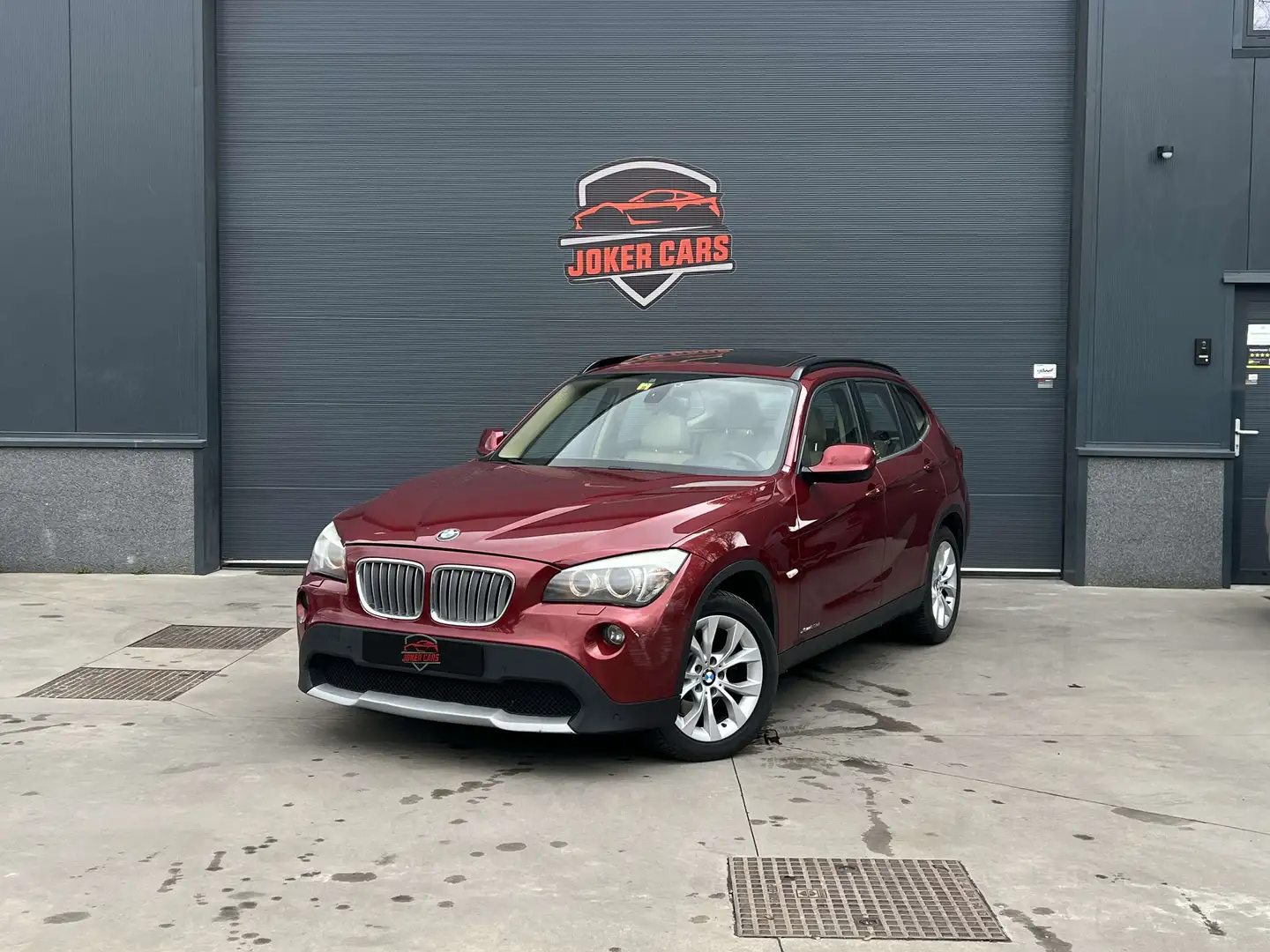 BMW X1 xDrive23d Aut.Panorama Xenon Navigatie Bruin - 1