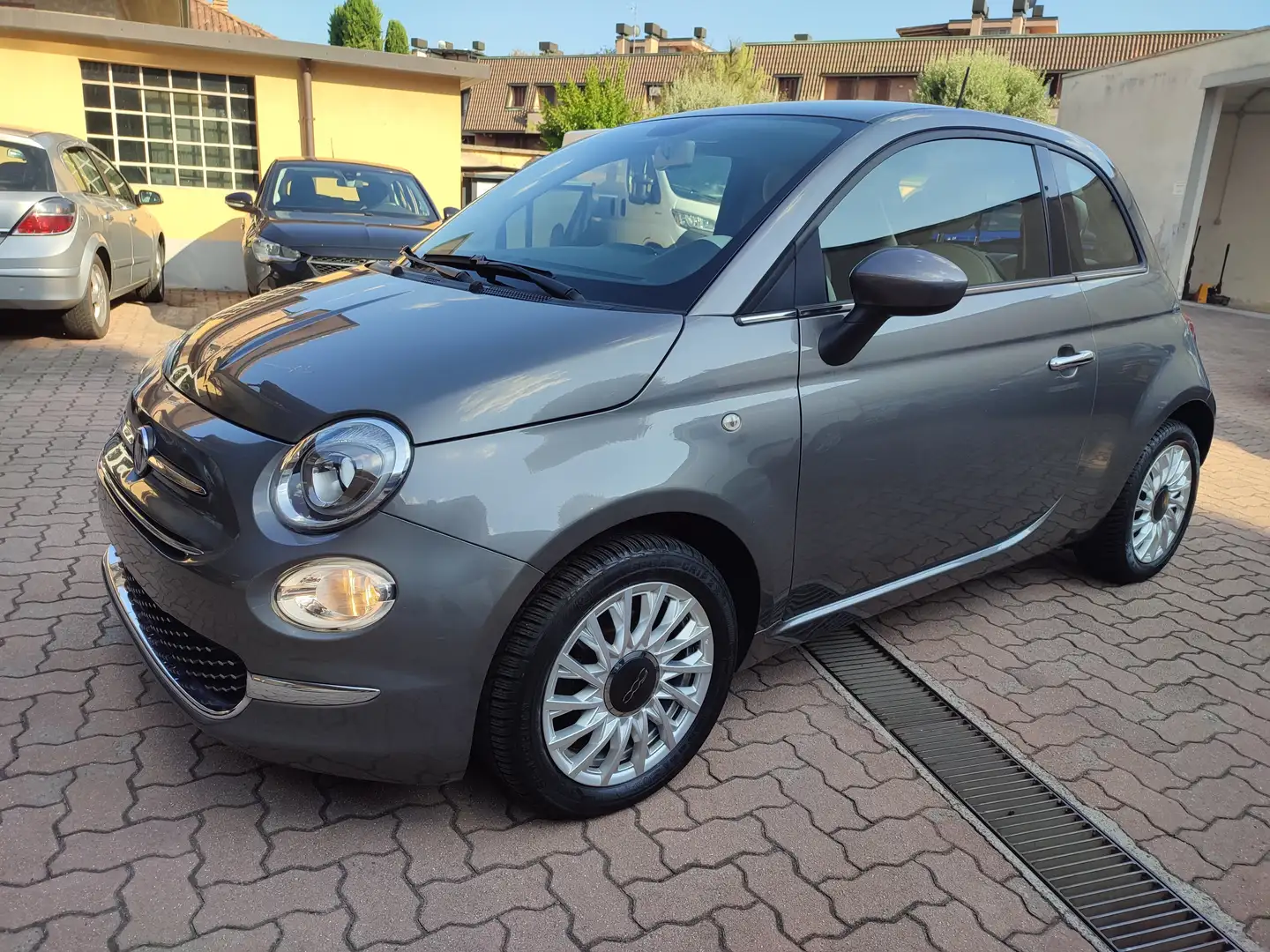 Fiat 500 500 1.0 hybrid Lounge 70cv Formula Guida Sicuro ! Grigio - 1