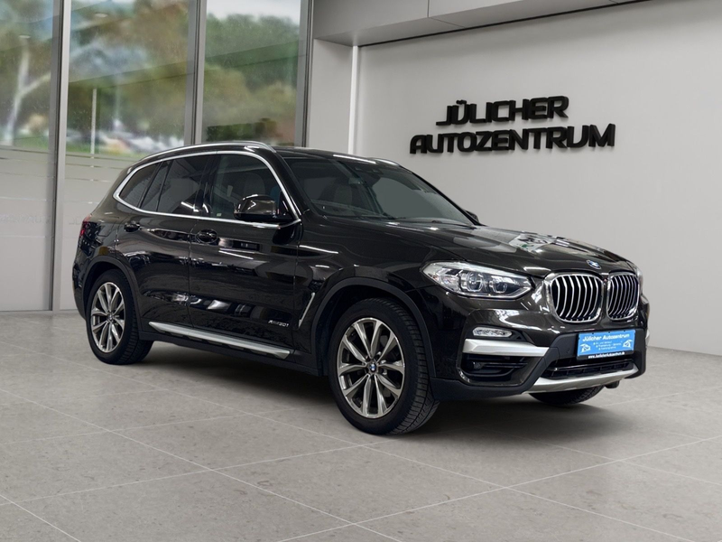 BMW X3 xDrive 30 i xLine Aut., Inspektion Neu