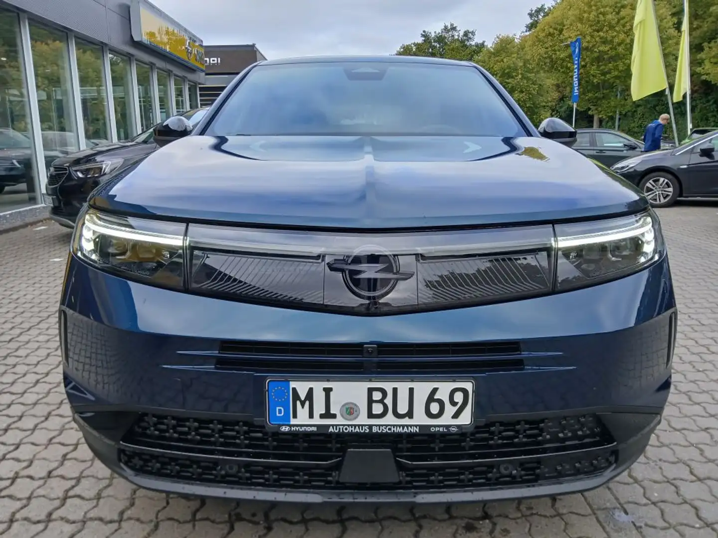 Opel Grandland GS 48V Hybrid +AHK+TECH-+KOMFORTPAKET+ Blau - 2