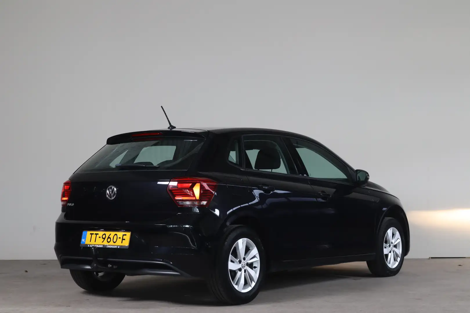 Volkswagen Polo 1.0 TSI Comfortline Business Adap Cruise I Apple I Noir - 2