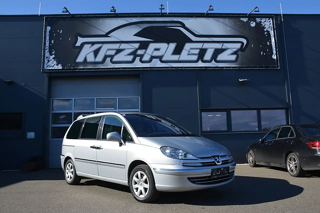 Peugeot 807