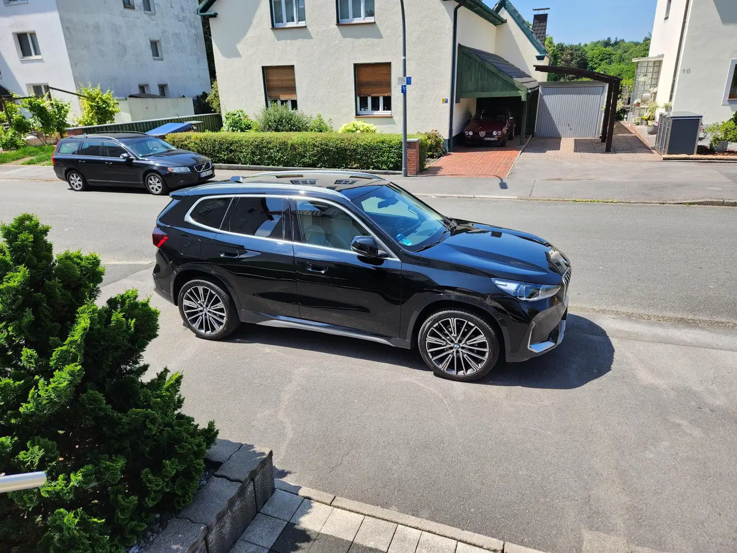 BMW X1 X1 Diesel sDrive18d Aut. xLine crna - 1