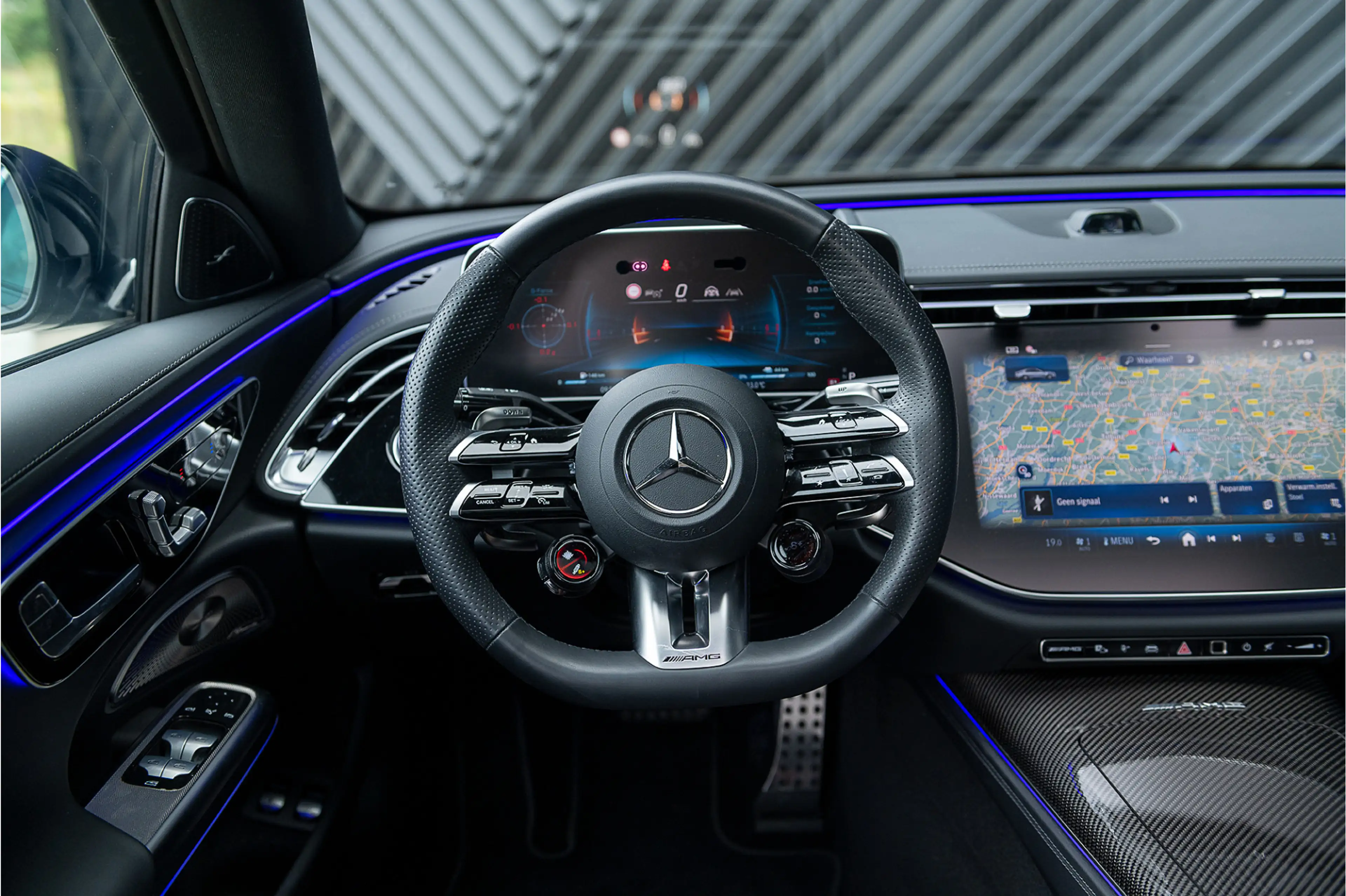 Mercedes-Benz E 53 AMG 4MATIC+ Night Distronic+ IHC+ MBUX Achterasbes. Hy — photo 32