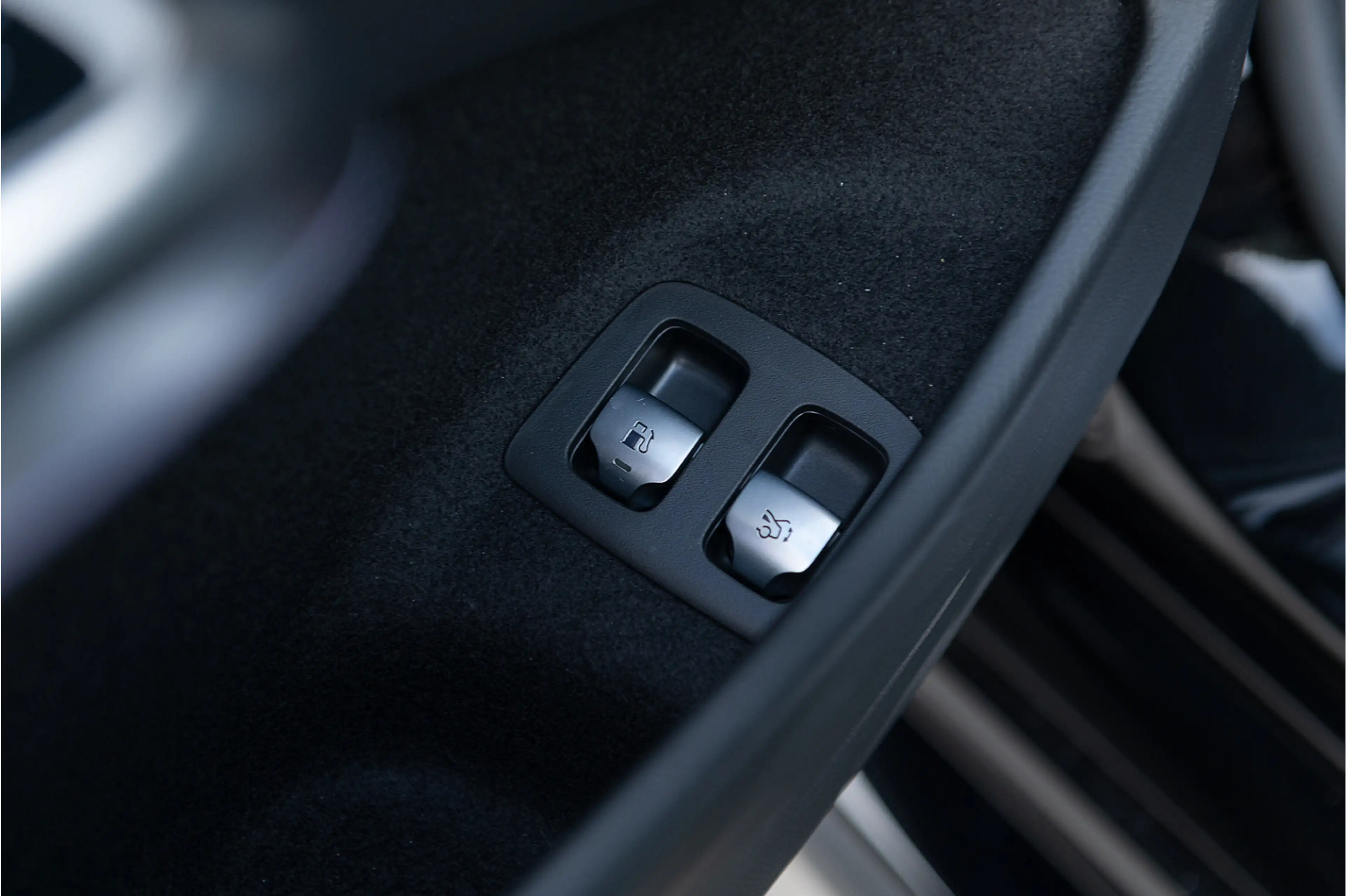 Mercedes-Benz E 53 AMG 4MATIC+ Night Distronic+ IHC+ MBUX Achterasbes. Hy — photo 46
