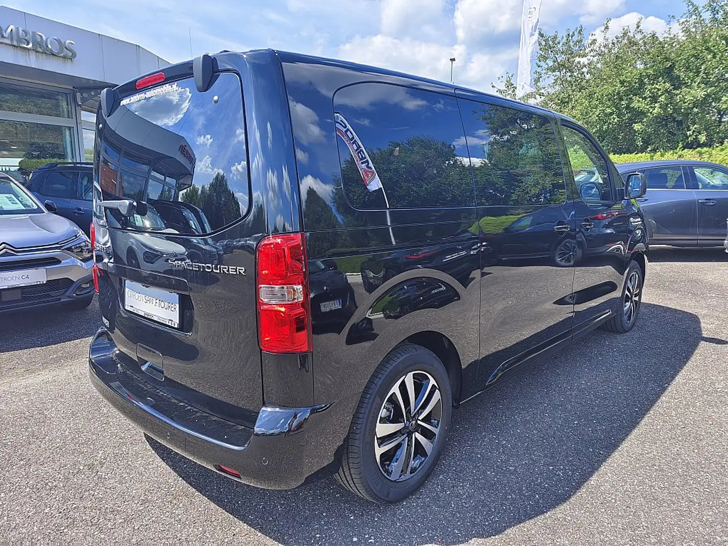 Citroen Spacetourer BlueHDI 180 S&S EAT8 M 8-Sitzer **JETZT TESTEN** Schwarz - 2