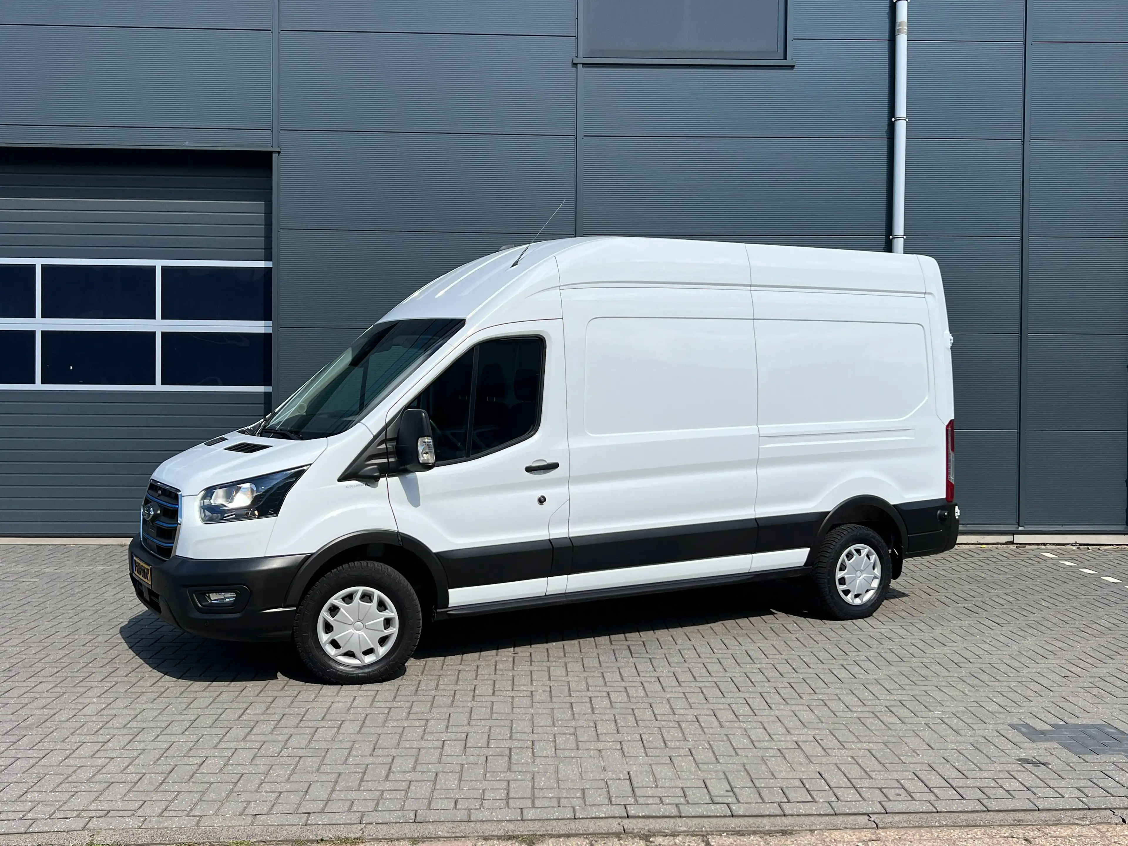 Ford E-Transit 350 L3H3 Trend 68kWh