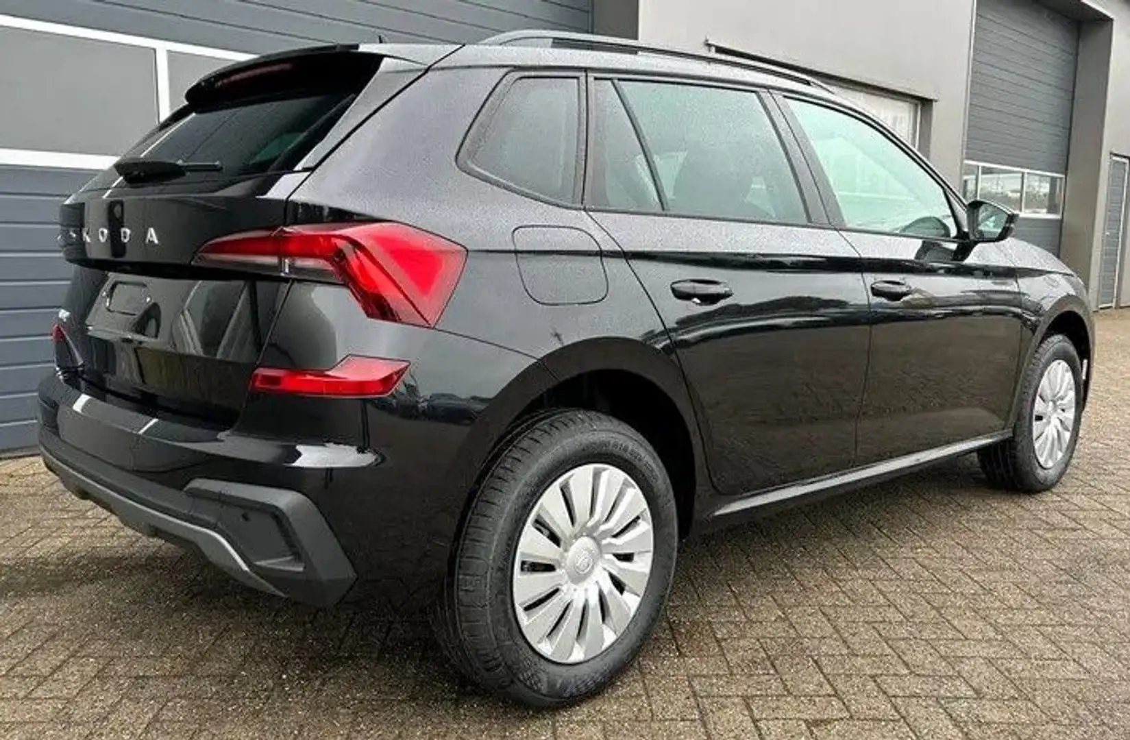 Skoda Kamiq 1.0 TSI DSG Navi smart LED Shzg Temp PDC - 1