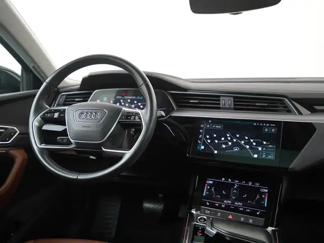 Audi E-Tron view 6