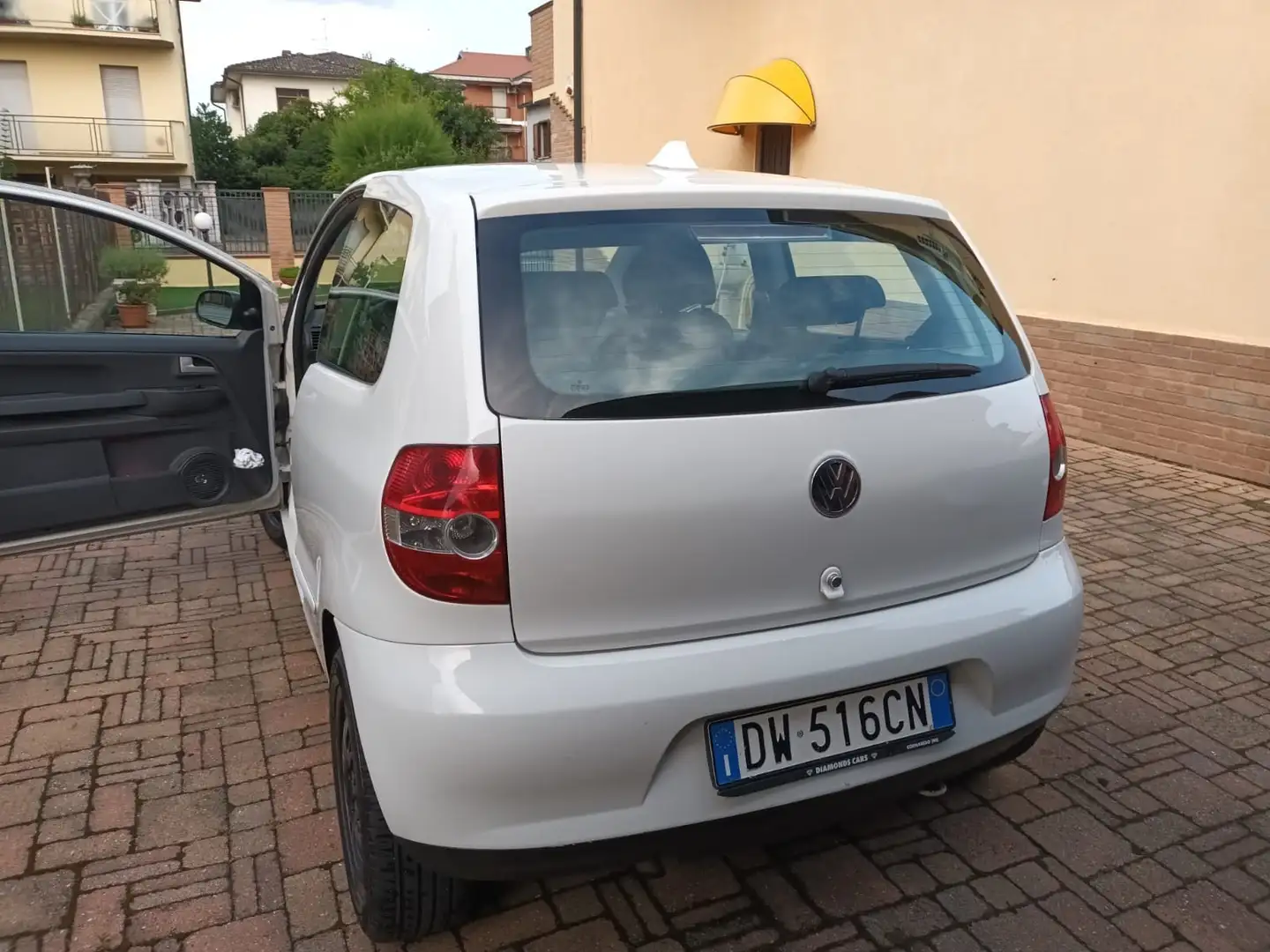 Volkswagen Fox 1.4 Sport clima - 2
