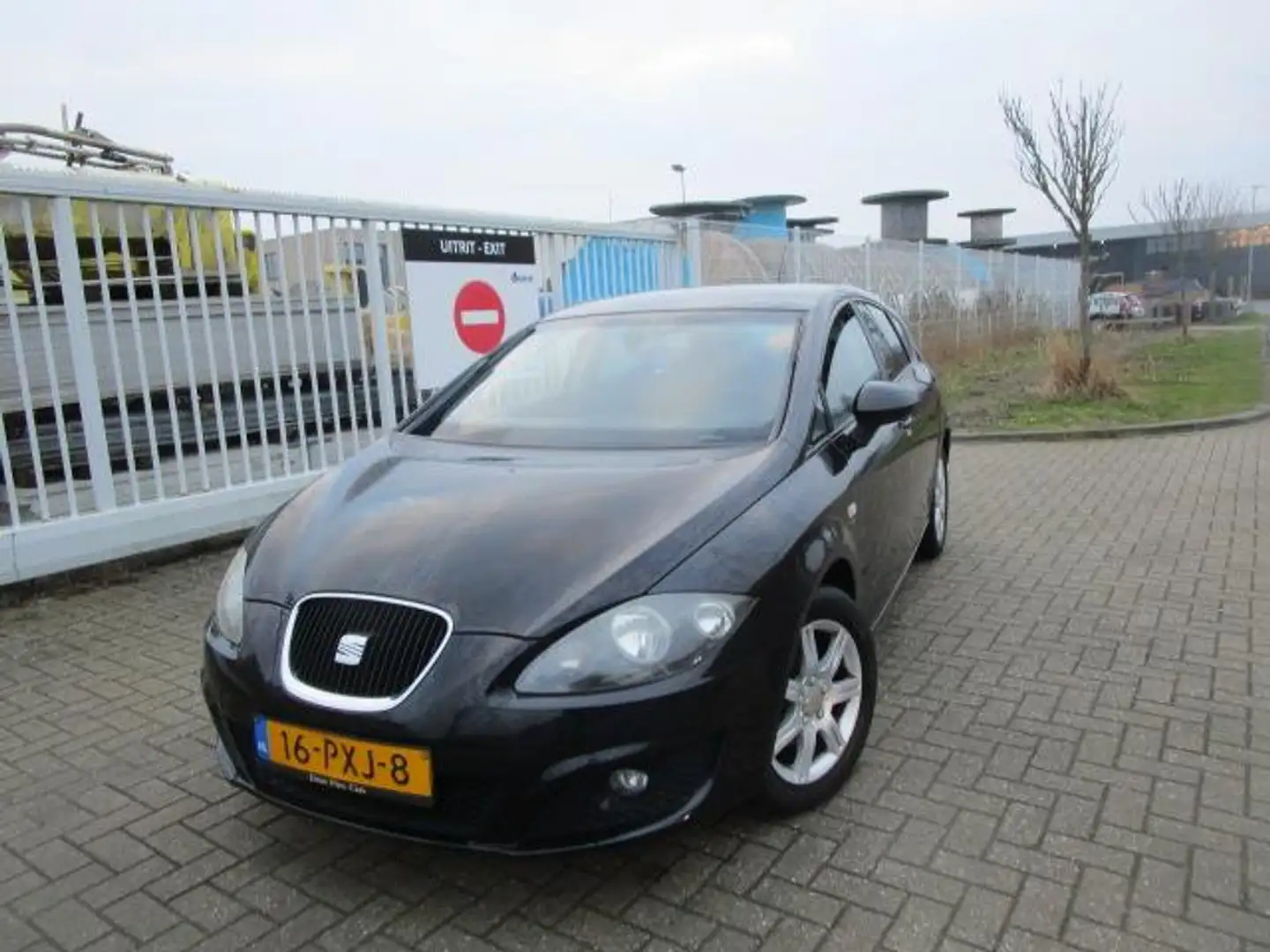 SEAT Leon 1.2 TSI Ecomotive COPA Schwarz - 1