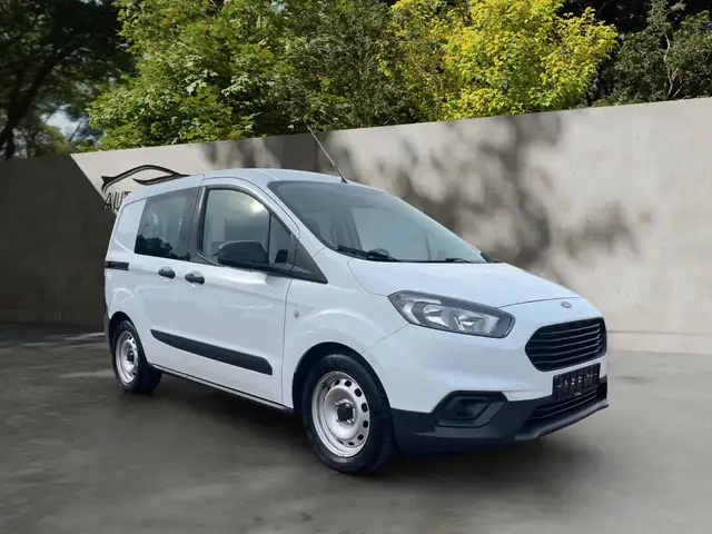 Ford Transit Courier /5 Sitzer/2x Schiebetür/Klima