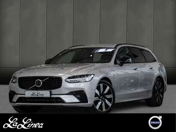 T8 AWD Recharge Ultra Dark NP:97.250,-//B&W/FOU...