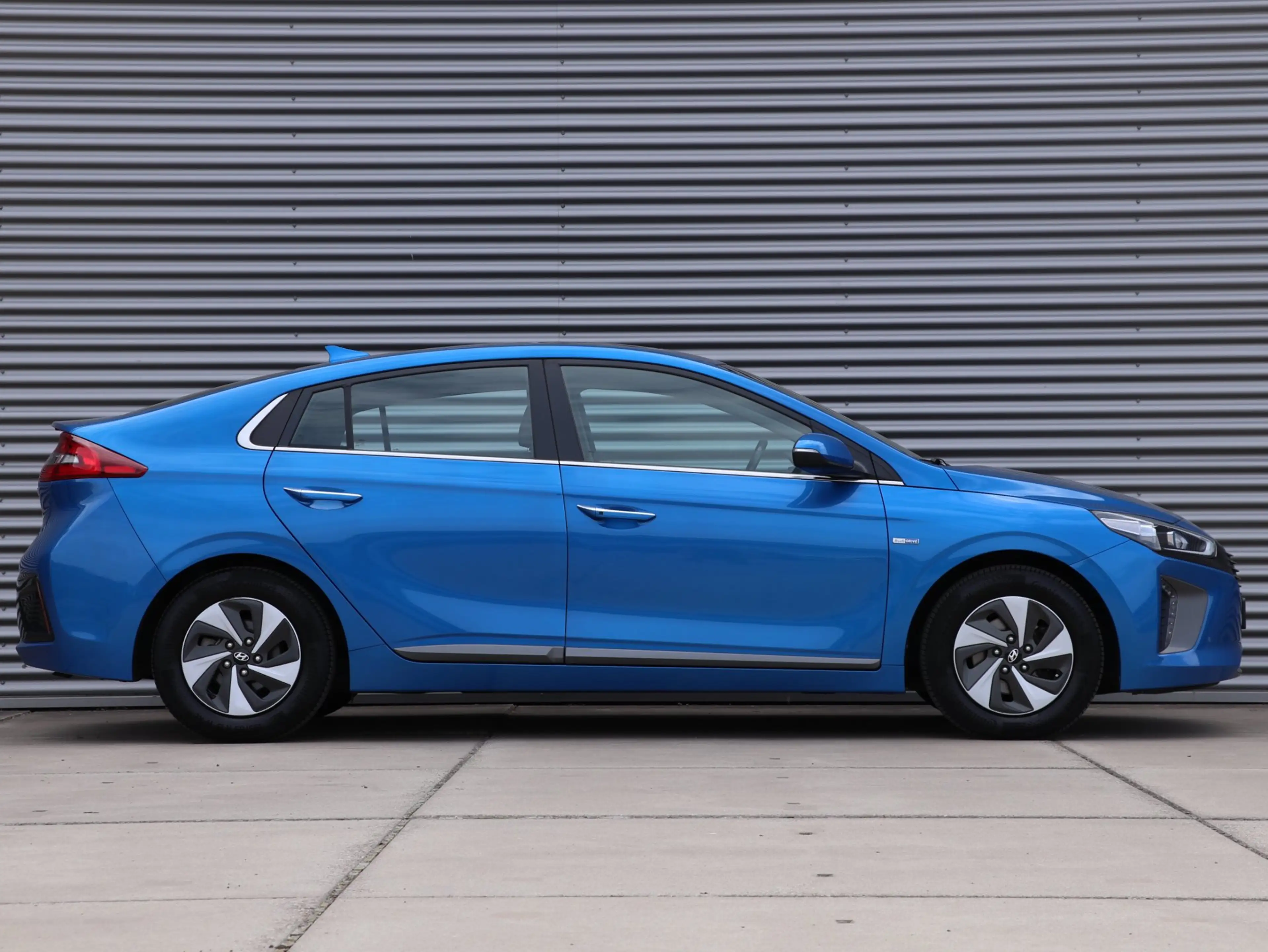 Hyundai IONIQ 1.6 GDi Hybrid Premium Automaat *Leder*Schuifdak* — photo 7
