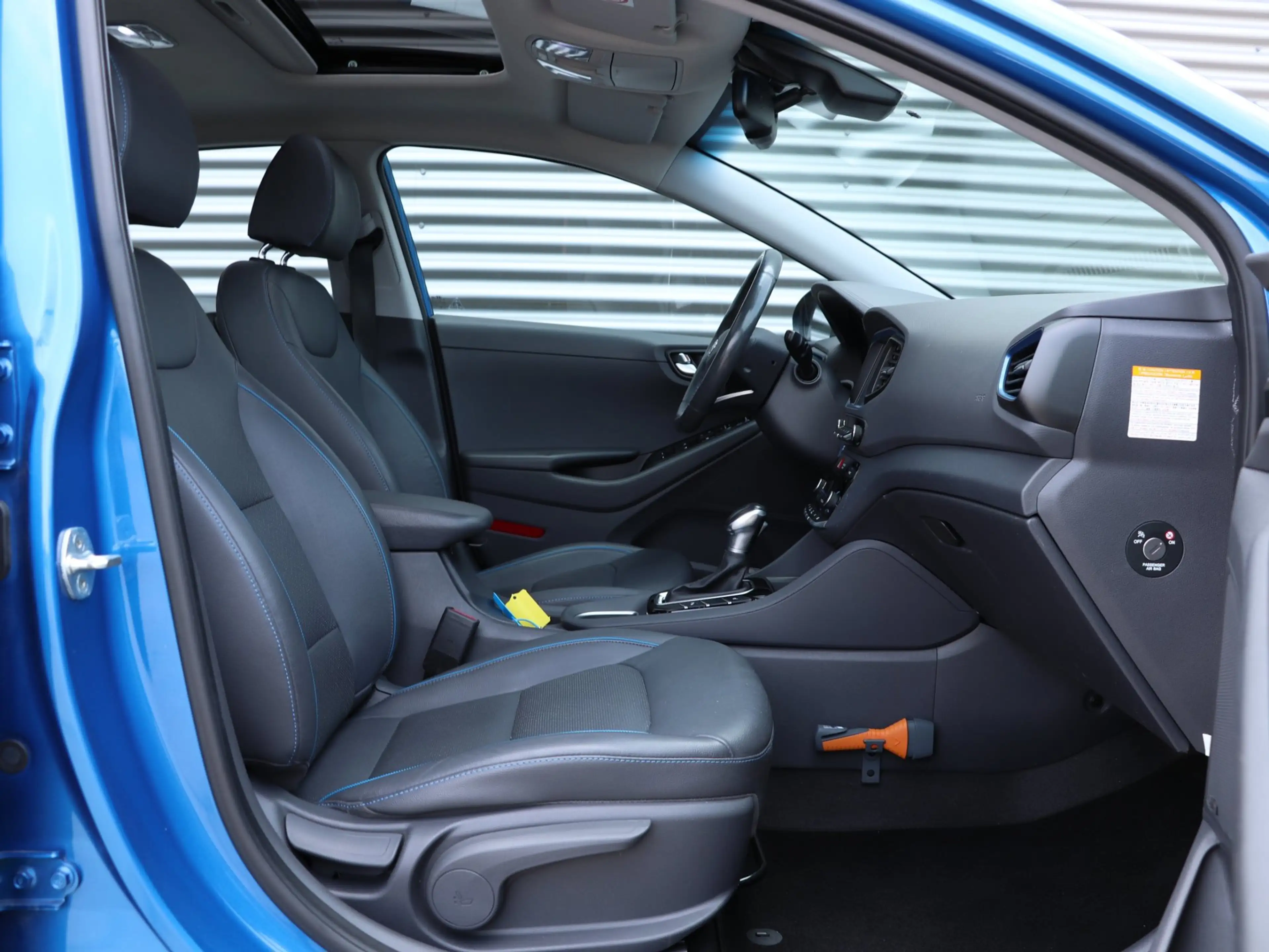 Hyundai IONIQ 1.6 GDi Hybrid Premium Automaat *Leder*Schuifdak* — photo 8