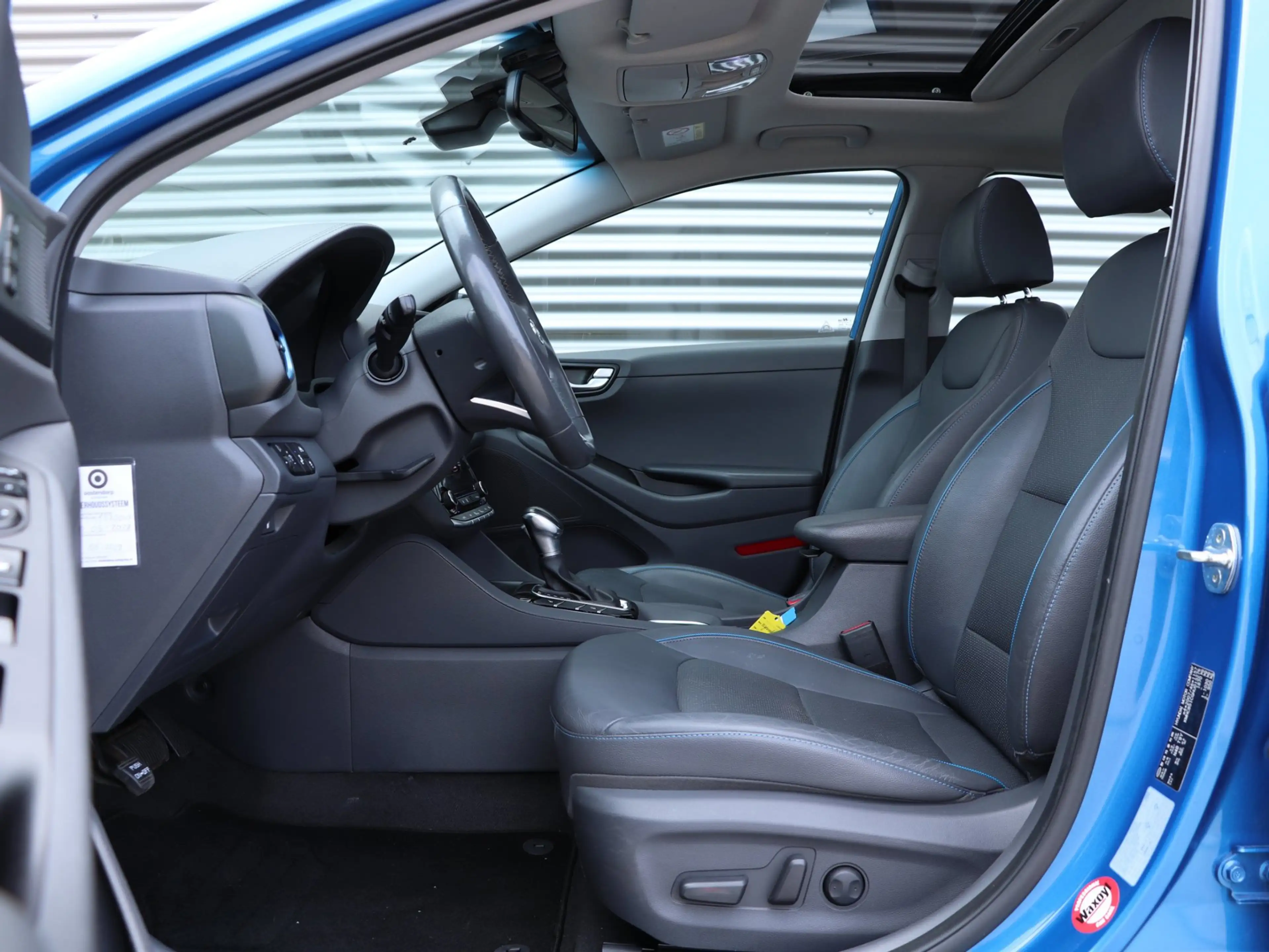 Hyundai IONIQ 1.6 GDi Hybrid Premium Automaat *Leder*Schuifdak* — photo 5