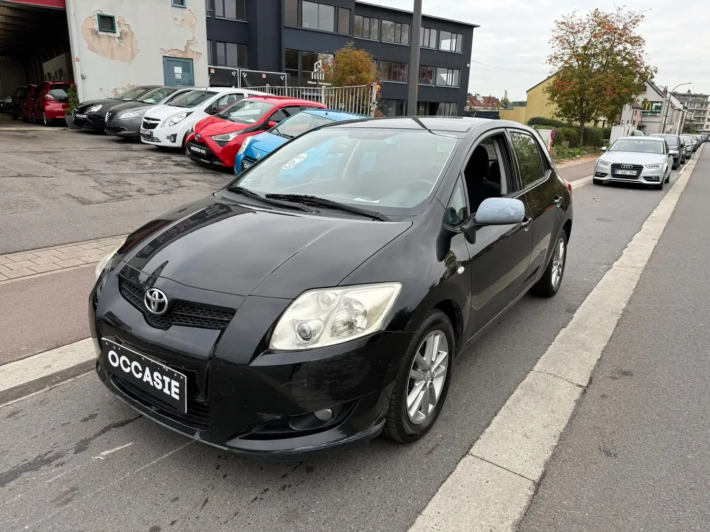 Toyota Auris 1.4 D-4D Executive DPF - 1