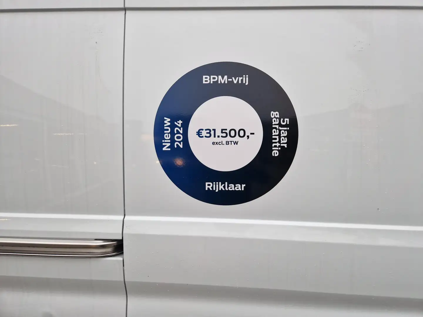Ford Transit 350 L3H2 130pk Trend E6.2 FWD 5 jaar Ford Protect Wit - 2