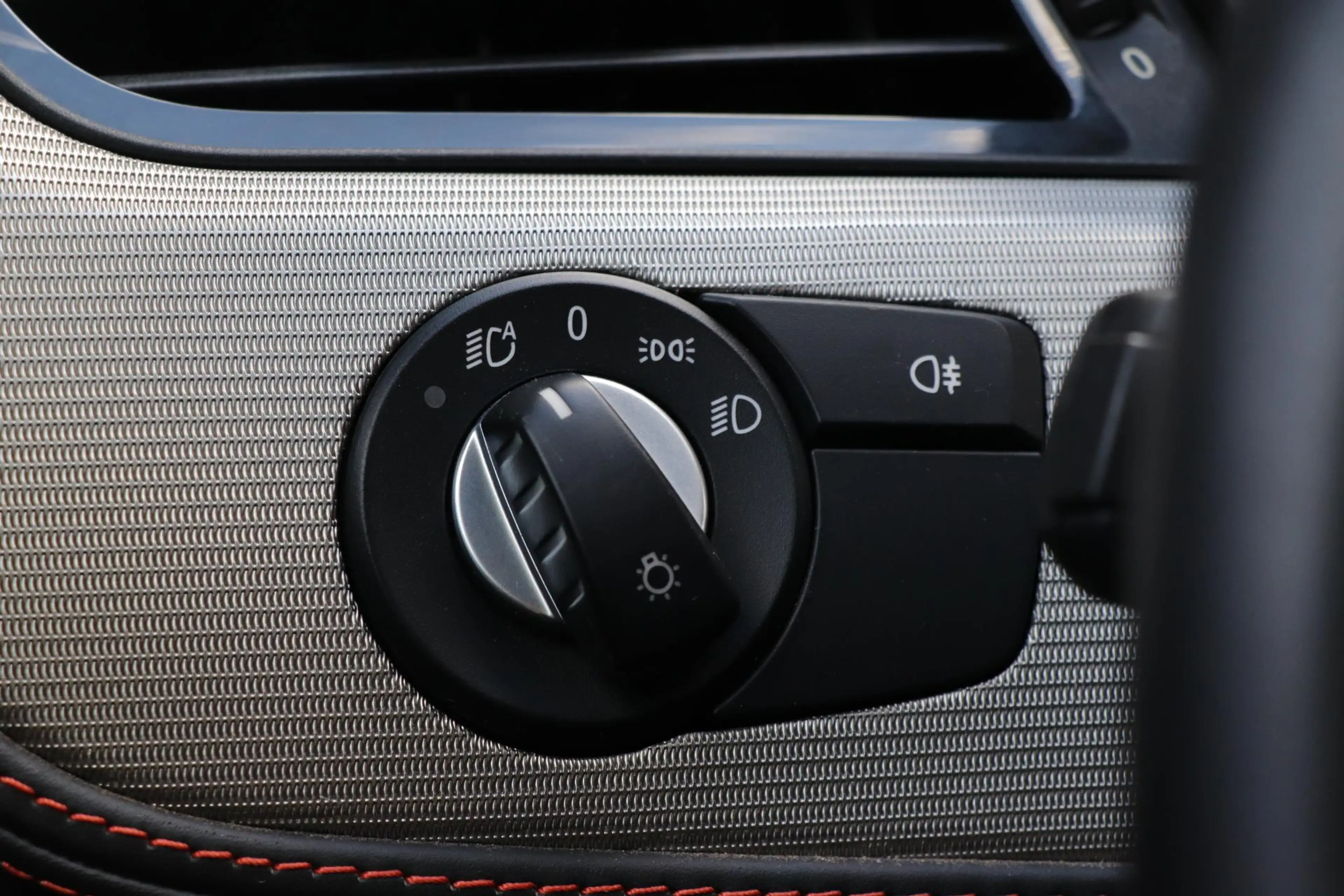 BMW Z4 Roadster sDrive18i |Sportstoelen |Navi PRO |Stoelv — photo 33