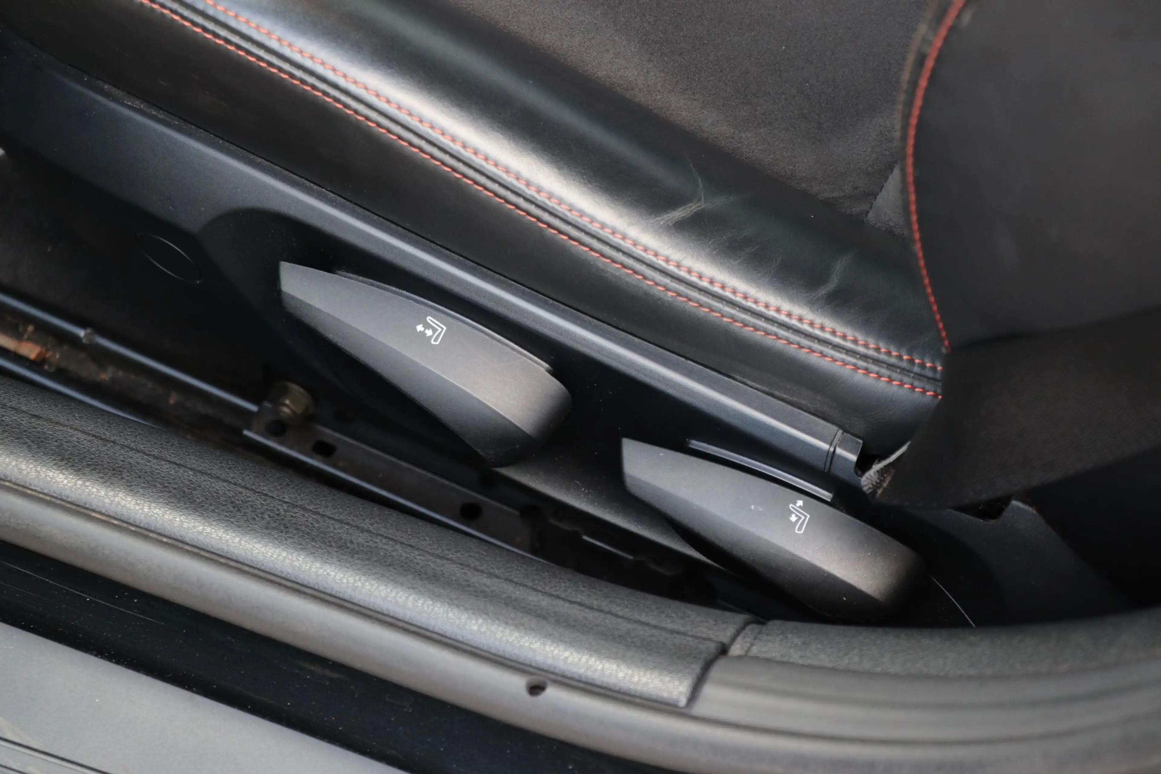 BMW Z4 Roadster sDrive18i |Sportstoelen |Navi PRO |Stoelv — photo 32