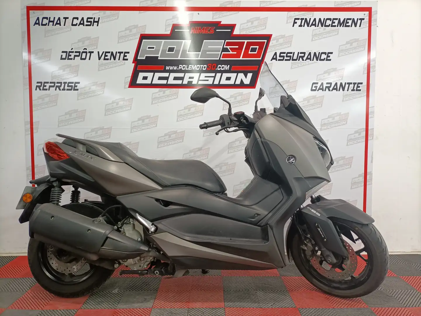 Yamaha X-Max 300 Gris - 1