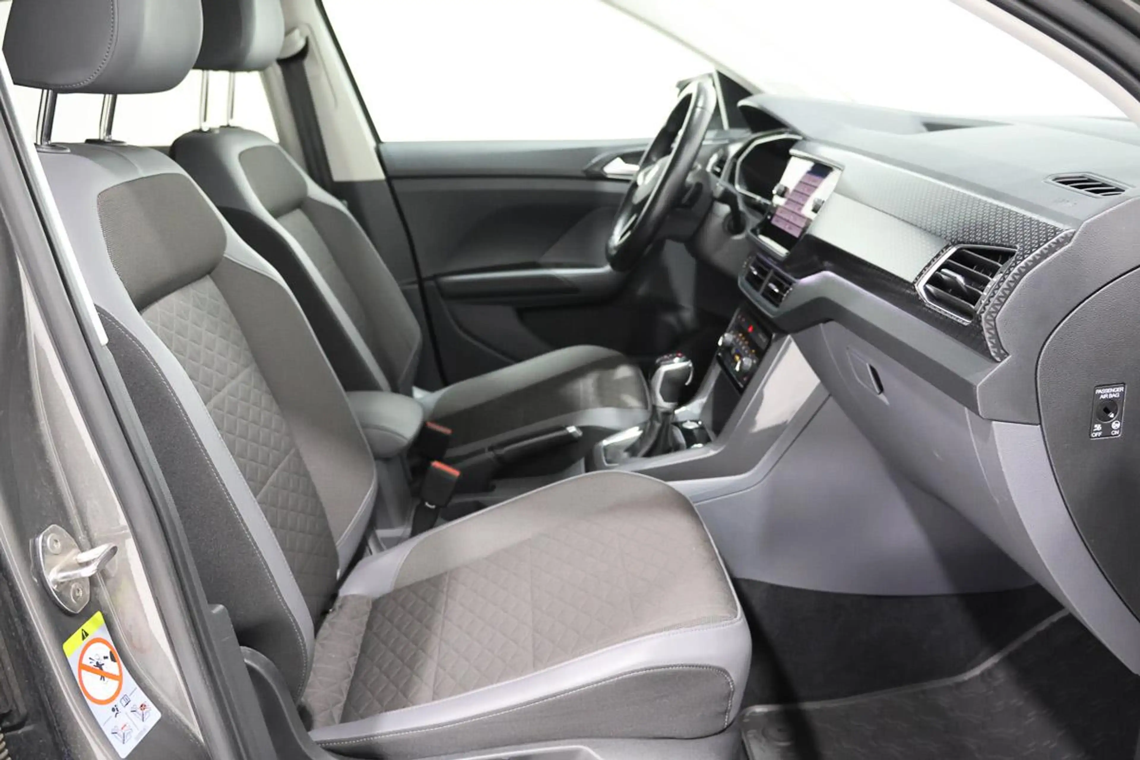 Volkswagen T-Cross 1.5 TSI 150 DSG LED GPS ACC VIRTUAL JA18 — photo 8