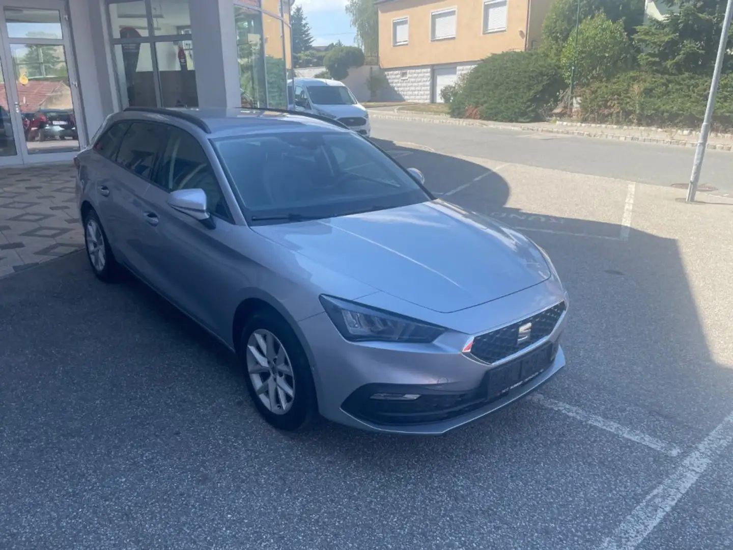 SEAT Leon SP Style 2.0 TDI Silber - 2