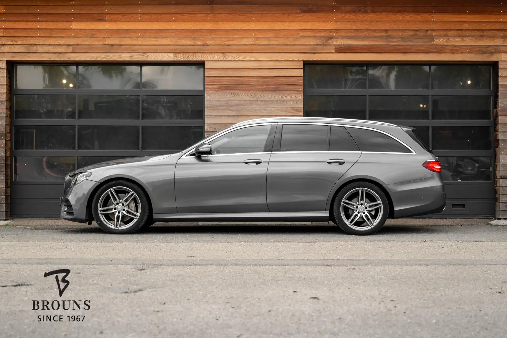 Mercedes-Benz E 220 Estate d AMG | El.Trekh | 360gr. | El Stoelen | St Gris - 2