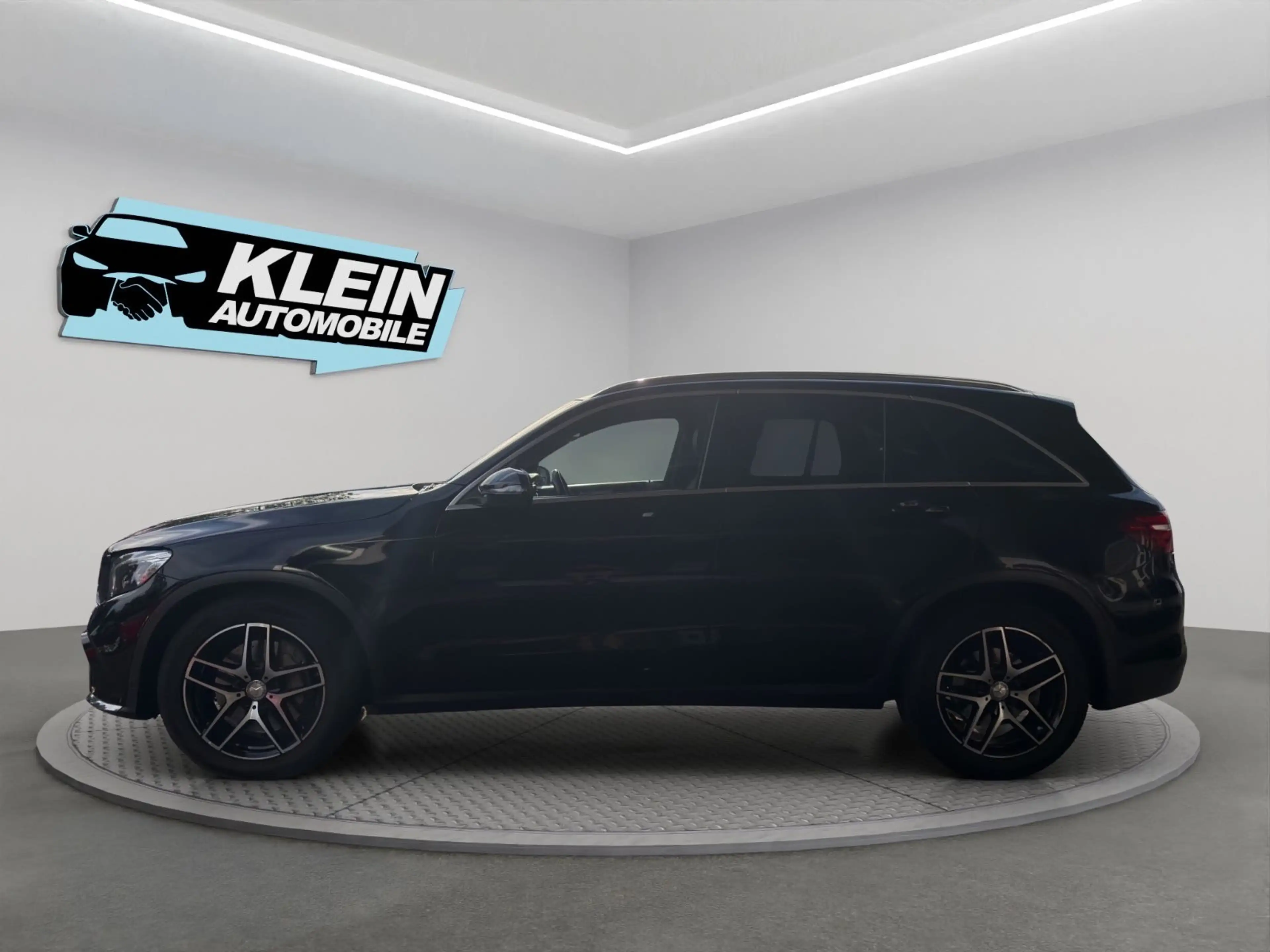 Mercedes-Benz GLC 220 d AMG Line 4Matic 9G-Tronic — photo 4