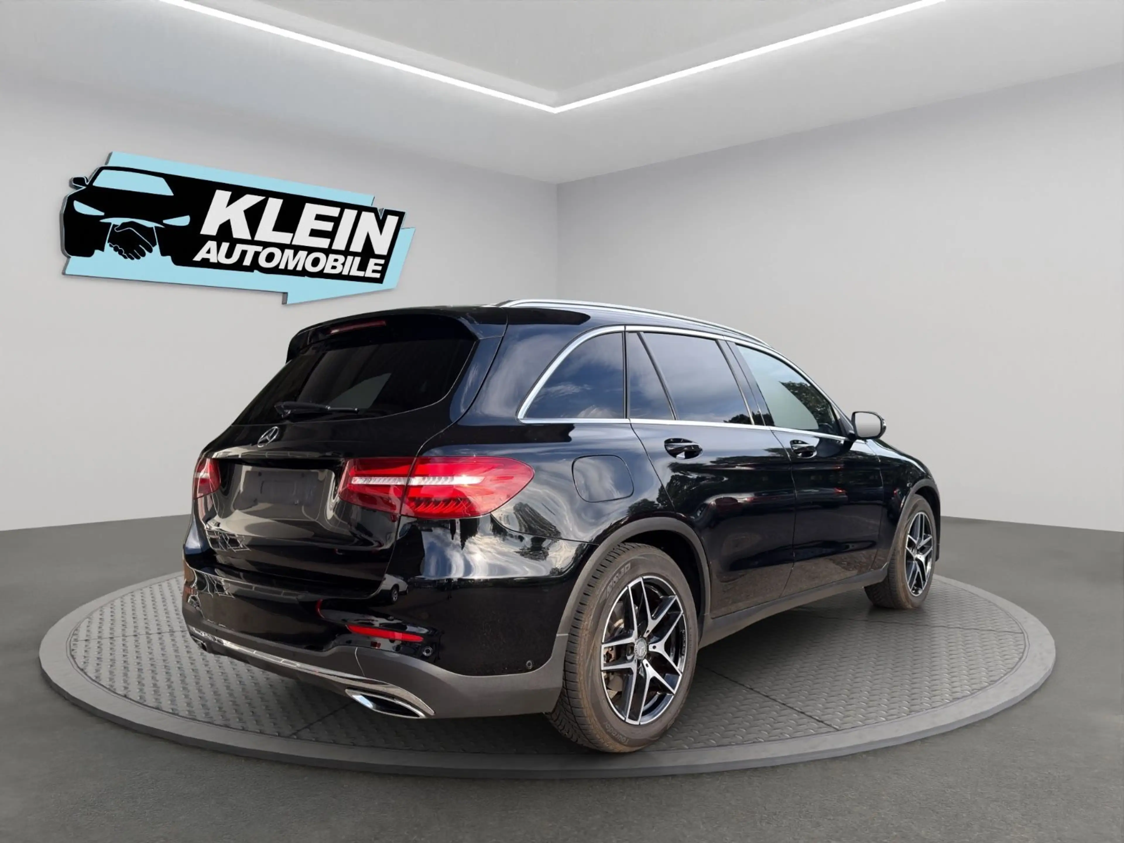 Mercedes-Benz GLC 220 d AMG Line 4Matic 9G-Tronic — photo 7