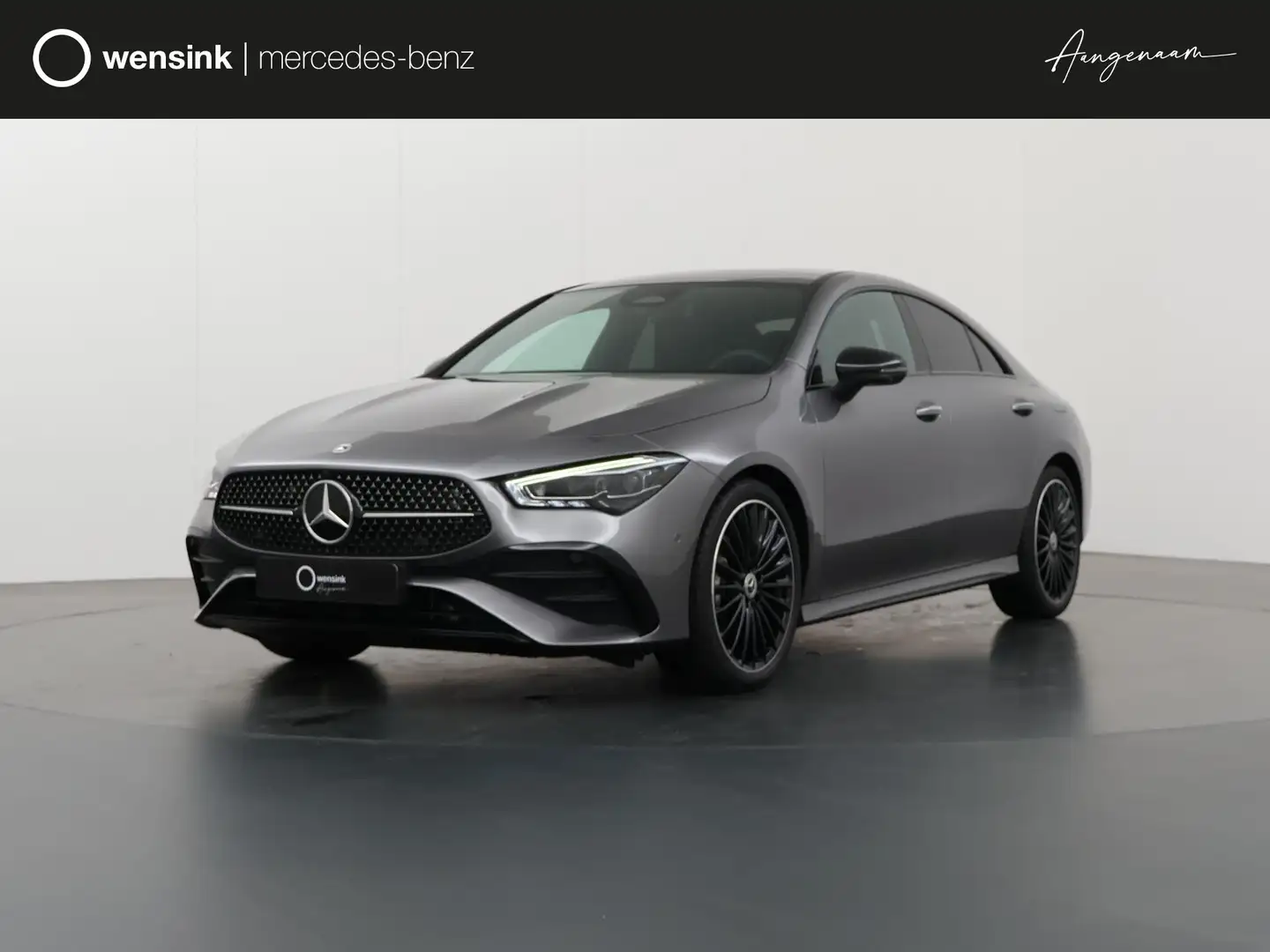 Mercedes-Benz CLA 180 | AMG Line | Premium Pakket | Panorama-schuifdak | Grigio - 1