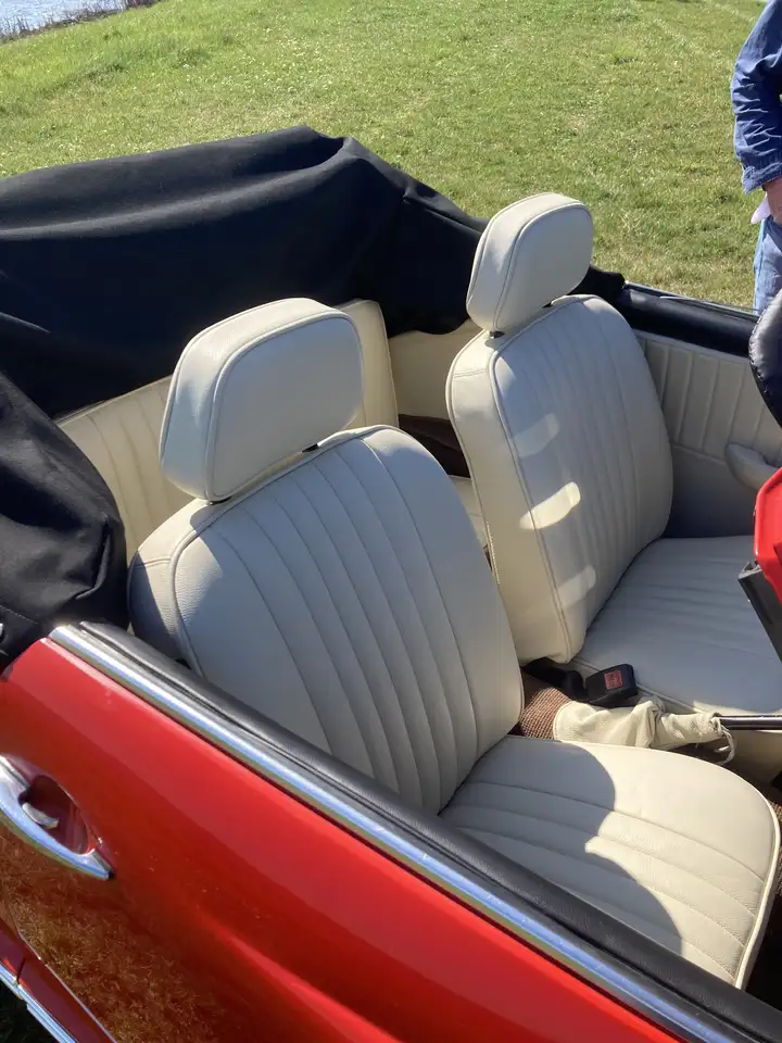 Volkswagen Karmann Ghia Cabrio, foto 3
