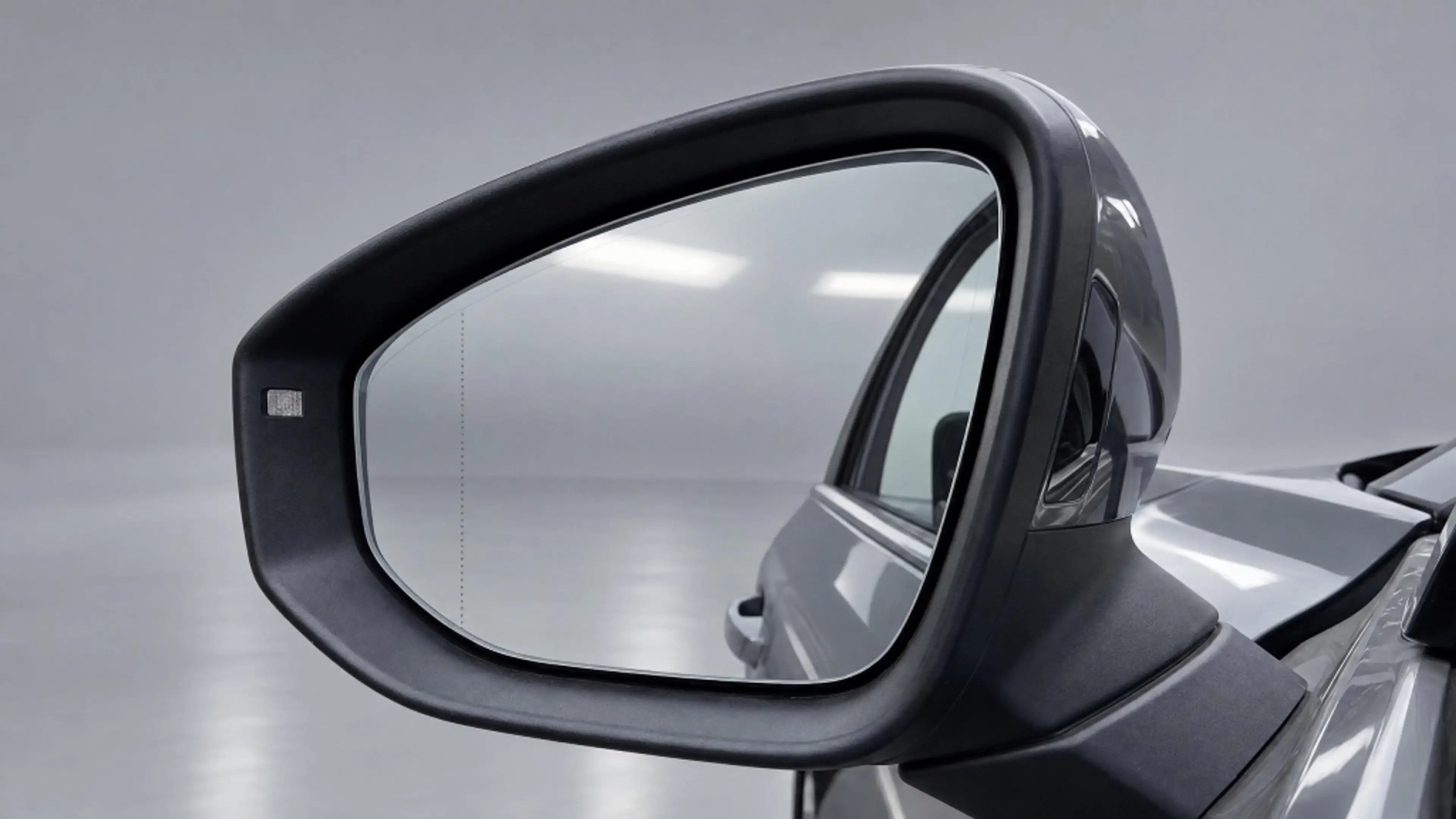 Volkswagen Passat Variant 1.5 eTSI Business — photo 9