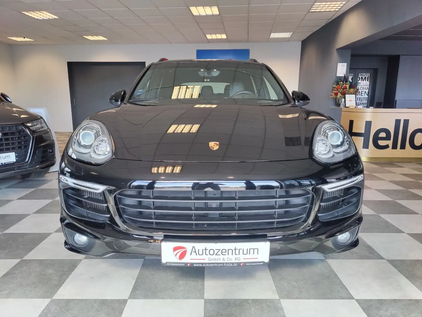 Porsche Cayenne Diesel*Sport Design BLACK* Negro - 2