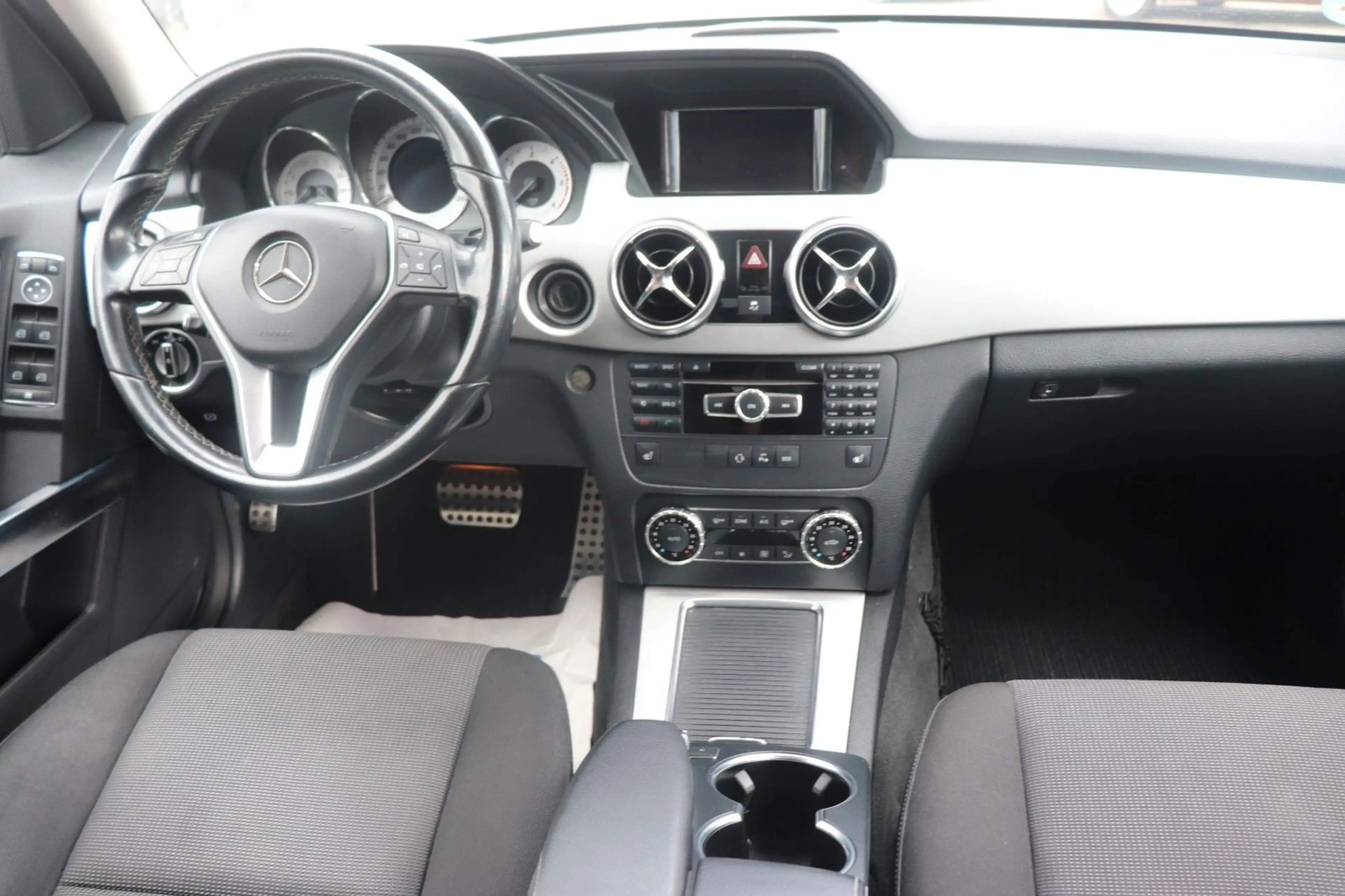 Mercedes-Benz GLK 220 CDI BlueEfficiency 4Matic — photo 11