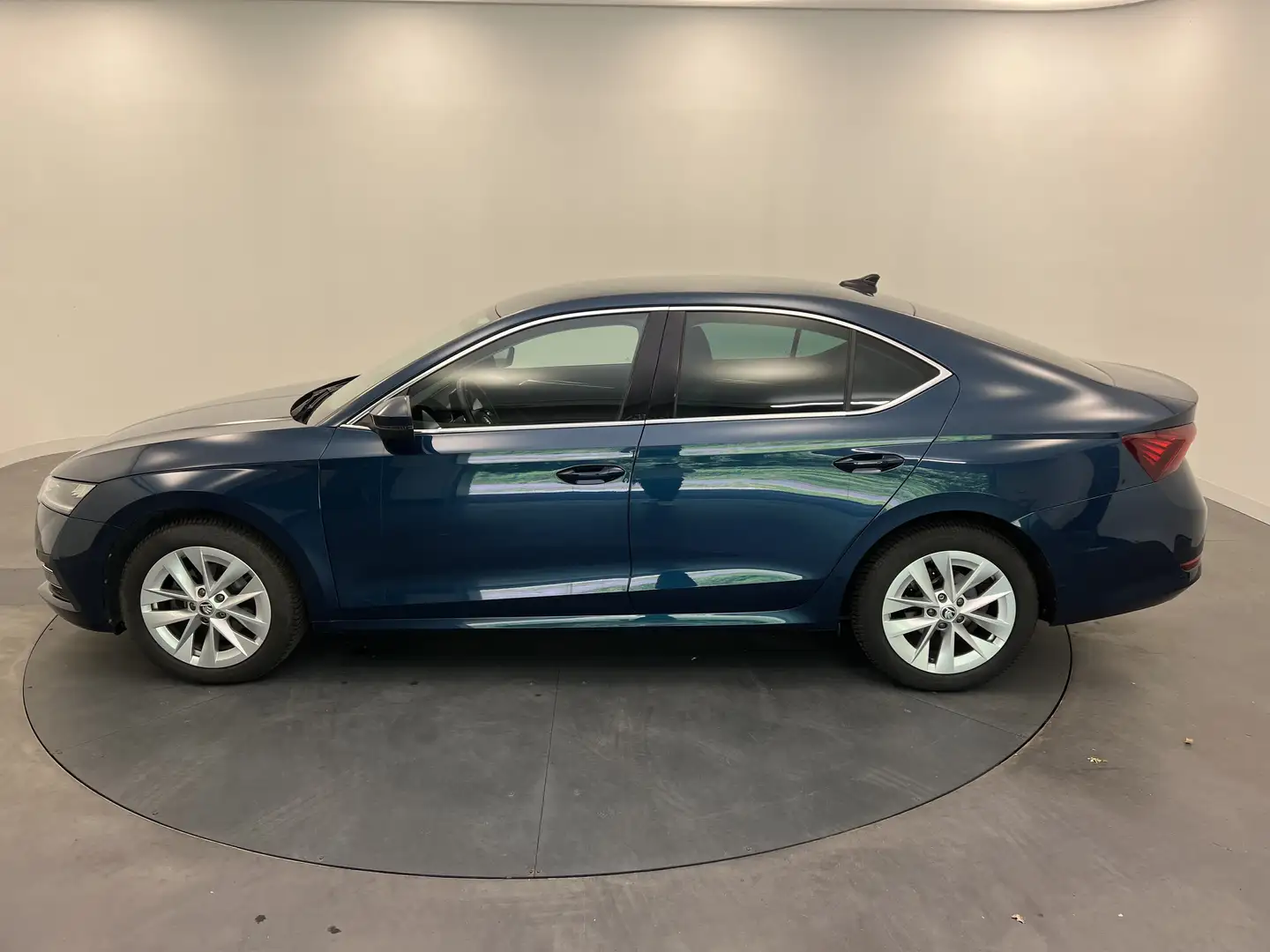 Skoda Octavia 2.0 TDI 150 ch Style Blauw - 2