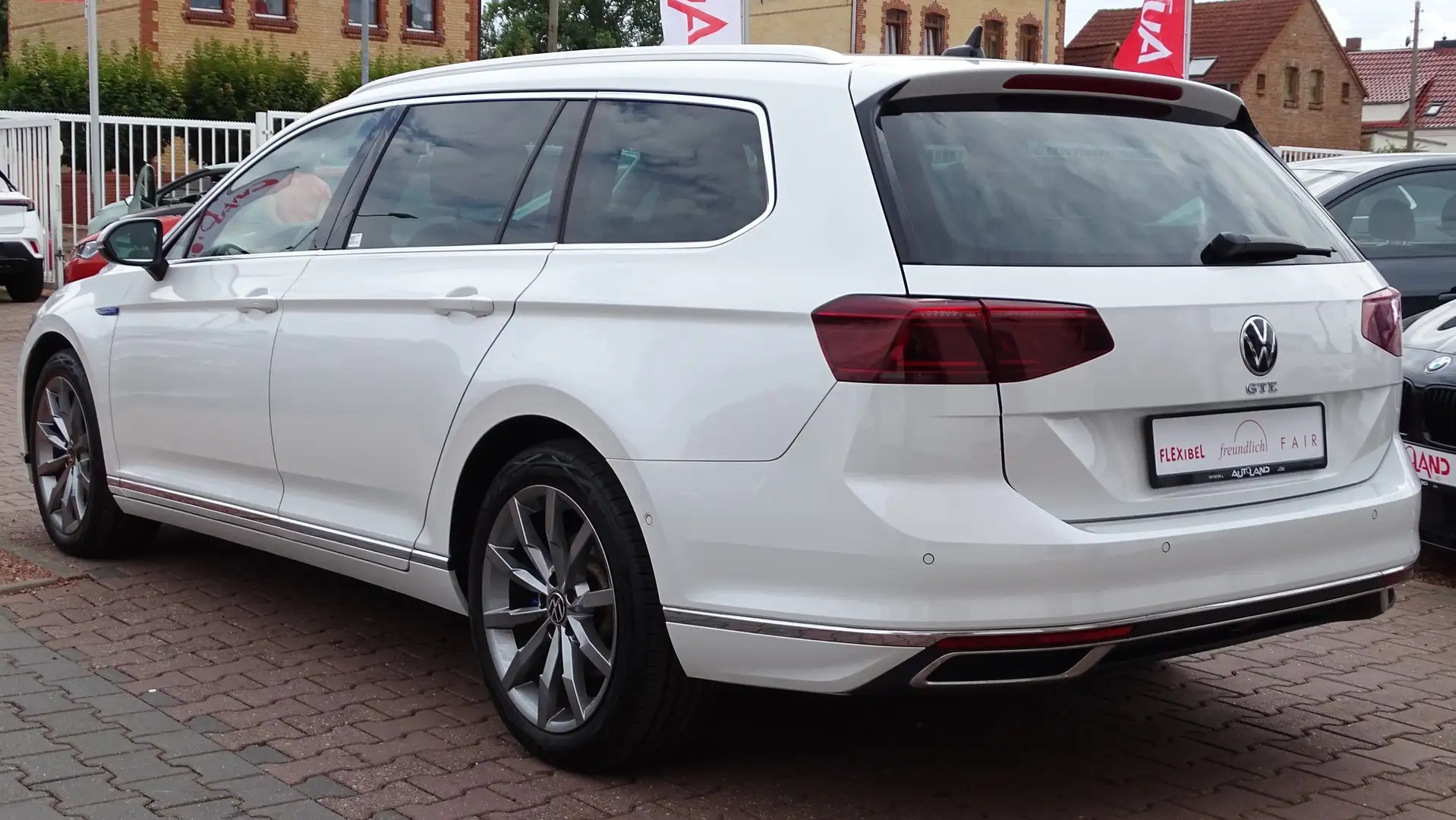 Volkswagen Passat Variant GTE DSG LED Navi Kamera DAB PDC Argent - 2