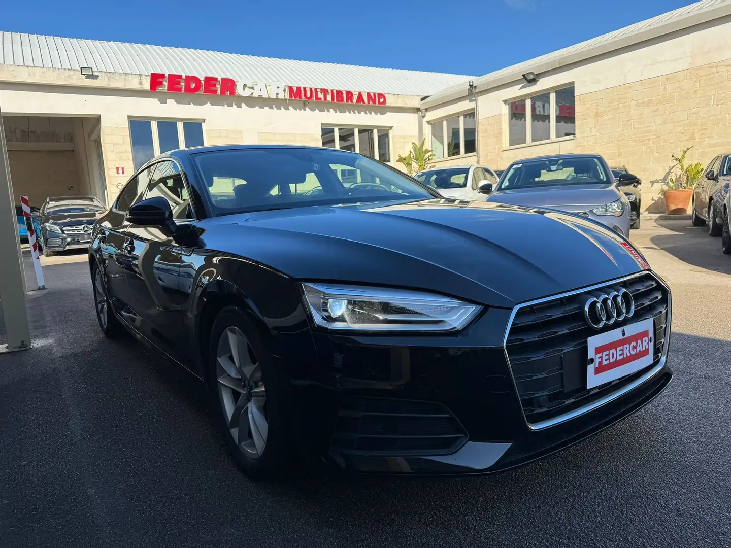 Audi A5 Sportback 2.0 tdi Business 136cv multitronic Noir - 1