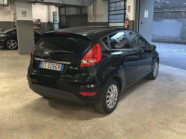 Ford Fiesta view 6