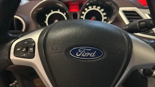 Ford Fiesta view 11