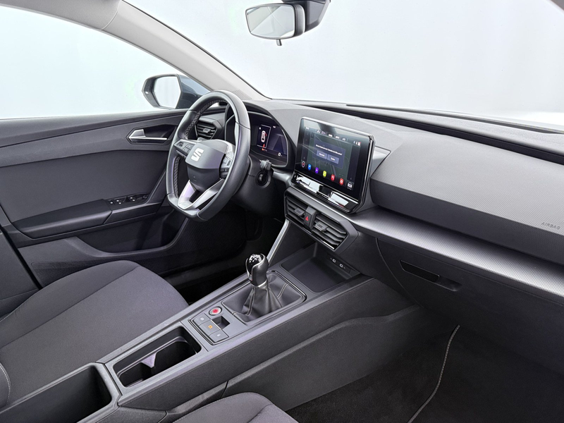 SEAT Leon ST 2.0 TDI Reference LED NAVI SITZHZG ASSIST — photo 14
