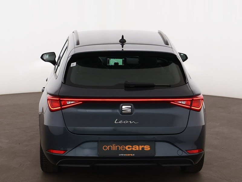 SEAT Leon ST 2.0 TDI Reference LED NAVI SITZHZG ASSIST — photo 7