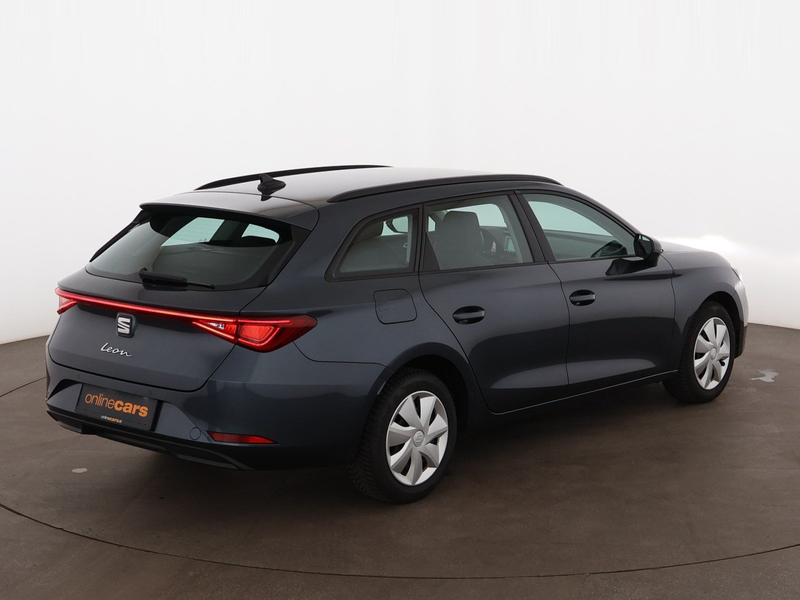 SEAT Leon ST 2.0 TDI Reference LED NAVI SITZHZG ASSIST — photo 8