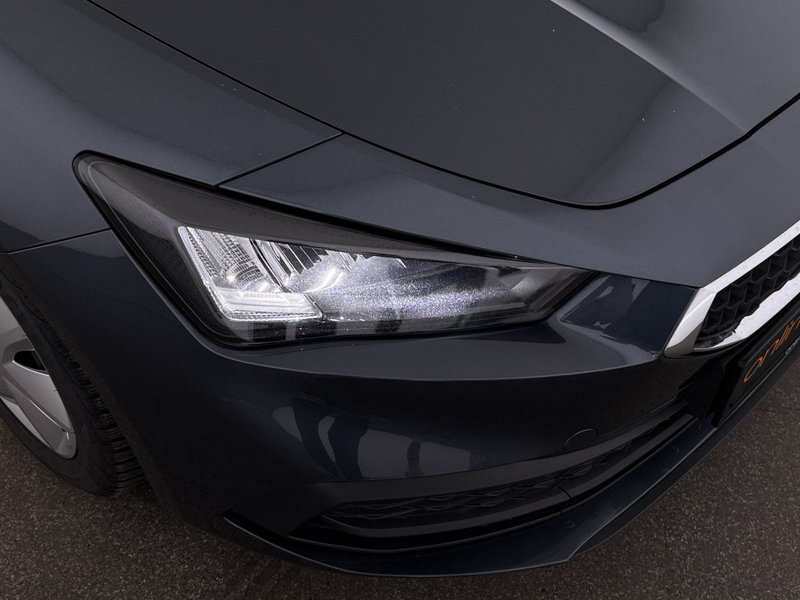 SEAT Leon ST 2.0 TDI Reference LED NAVI SITZHZG ASSIST — photo 12