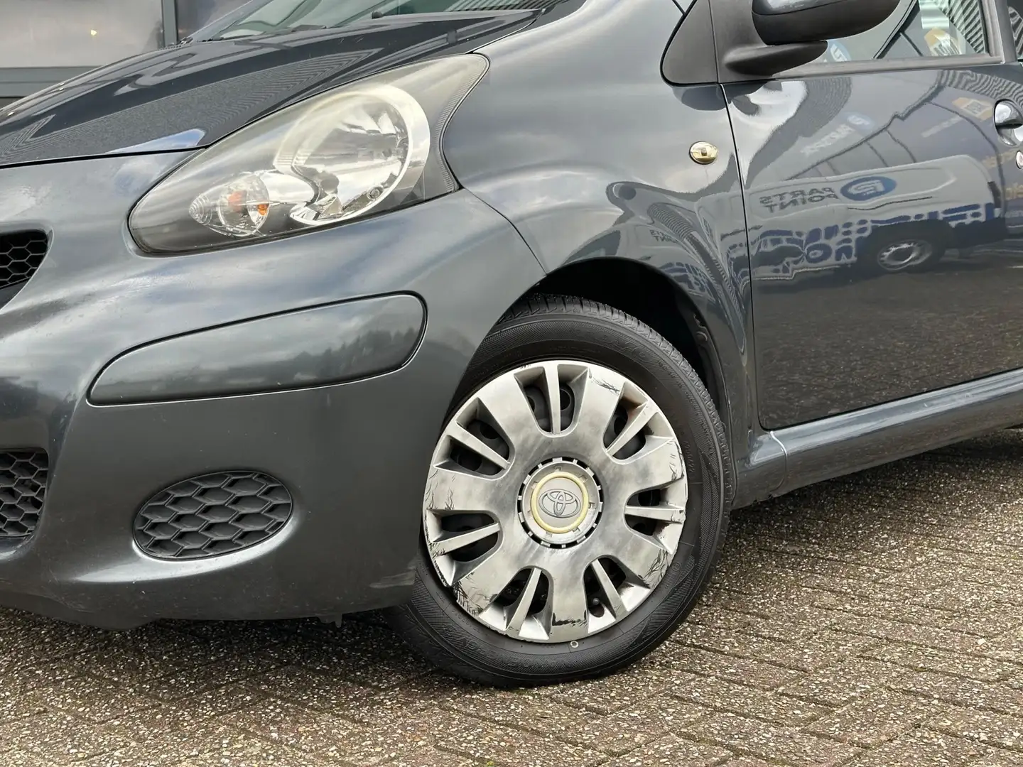 Toyota Aygo 1.0-12V Access | CarPlay | Airco | NAP Gris - 2