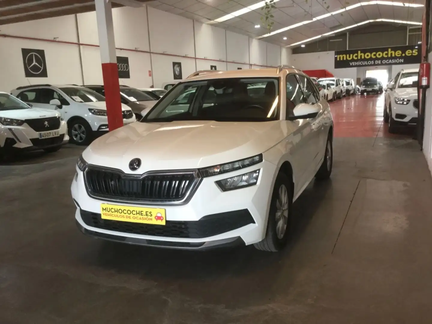 Skoda Kamiq 1.0 TSI Ambition 81kW DSG Weiß - 2