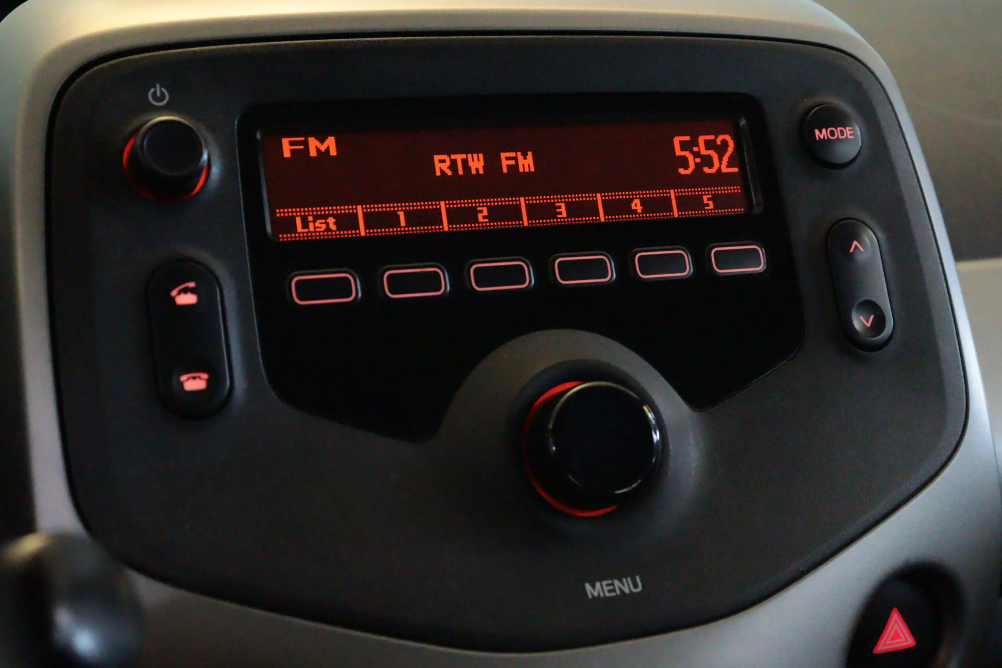 Citroen C1 1.0 e-VTi Feel | 5 DRS | BLUETOOTH | AIRCO | LIMIT — photo 8